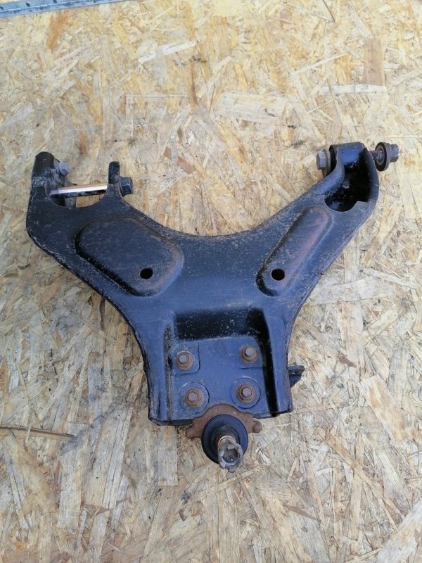 Рычаг подвески, 2000 рублей, Красноярск