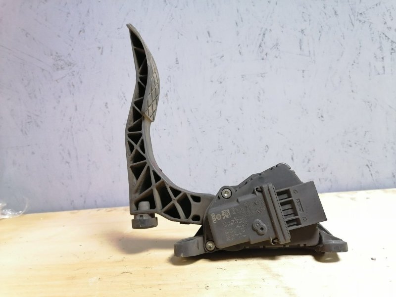 Педаль, 3000 рублей, Красноярск