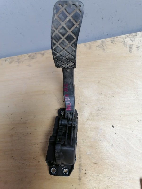 Педаль, 3000 рублей, Красноярск