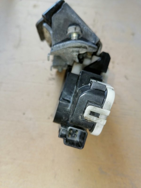 Замок багажника, 4000 рублей, Красноярск