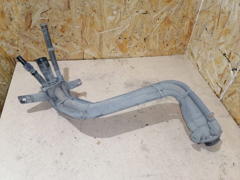 Горловина топливного бака, 1000 рублей, Красноярск