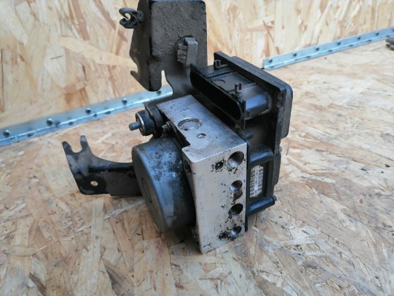 Блок ABS, 4000 рублей, Красноярск