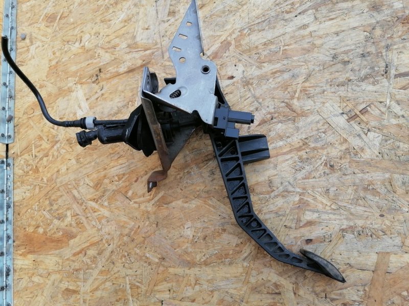 Педаль, 1000 рублей, Красноярск