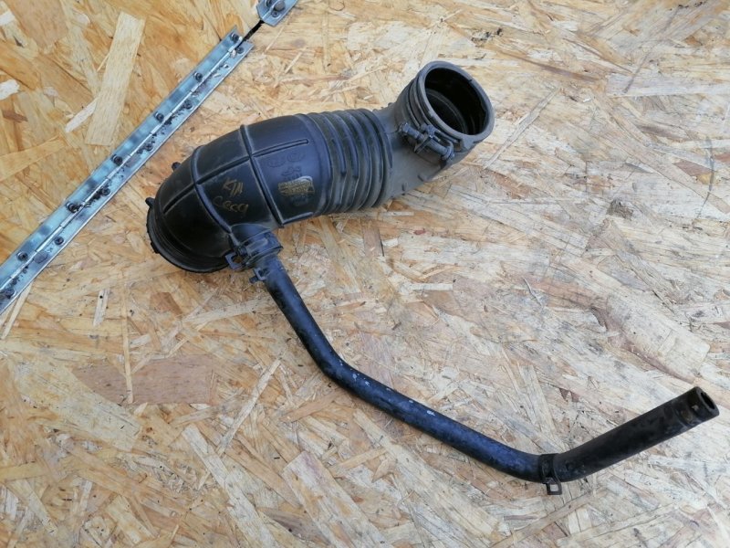 Патрубок воздушного фильтра, 1000 рублей, Красноярск