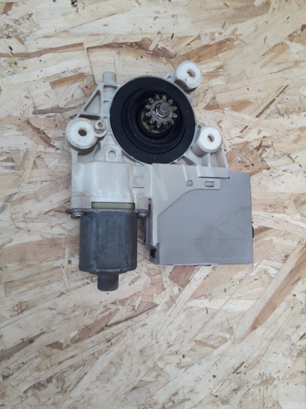 Мотор стеклоподъемника, 2500 рублей, Красноярск