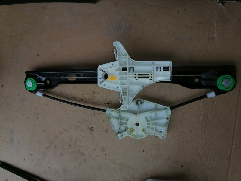 Стеклоподъемник, 1000 рублей, Красноярск