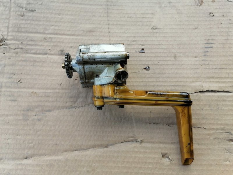 Насос масляный, 2000 рублей, Красноярск