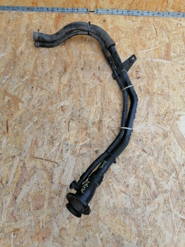 Горловина топливного бака, 1000 рублей, Красноярск