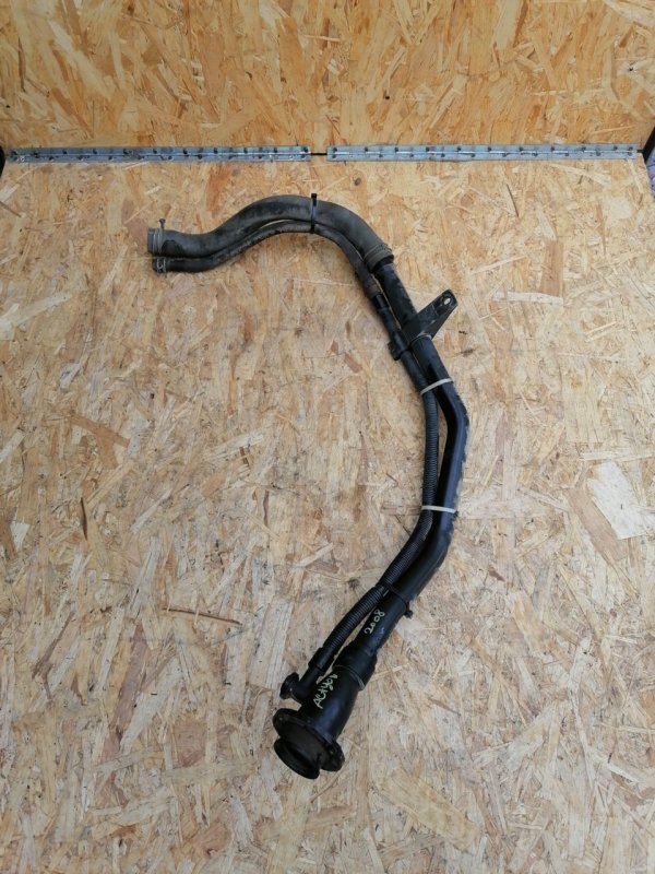 Горловина топливного бака, 1000 рублей, Красноярск