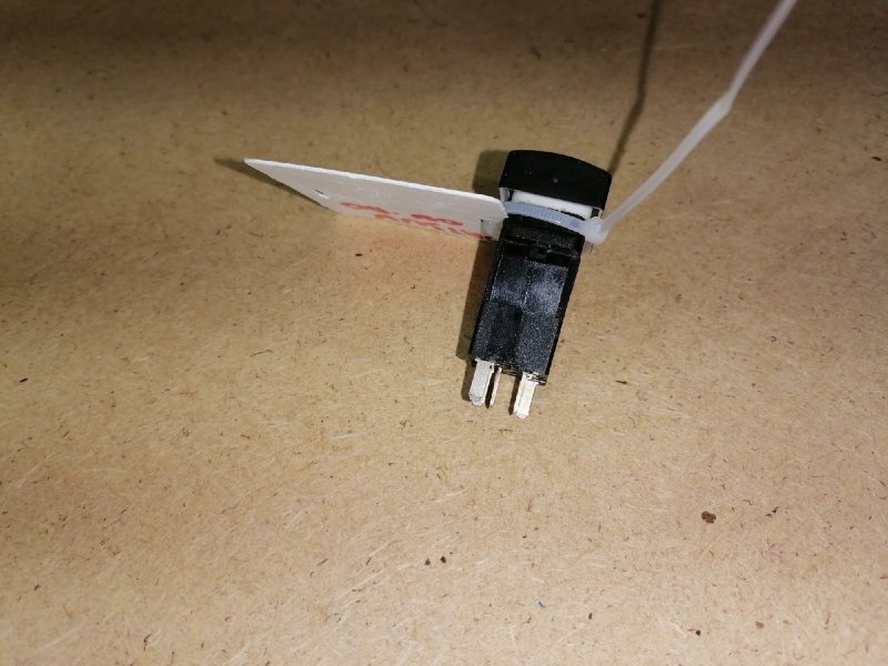 Кнопки в салон, 100 рублей, Красноярск