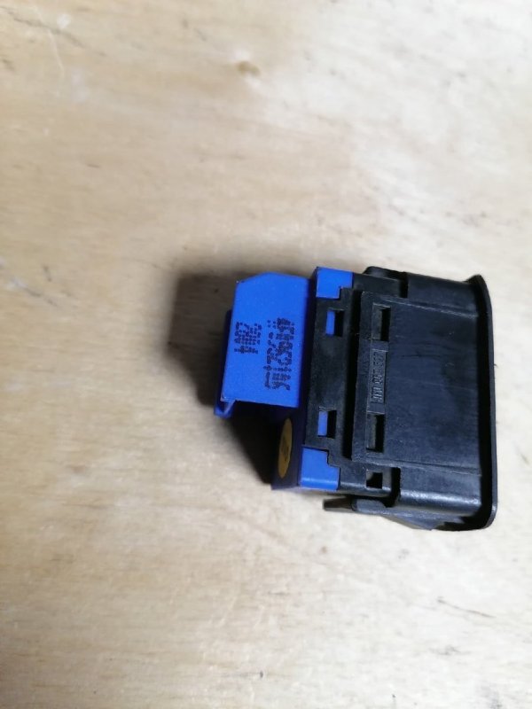 Кнопки в салон, 300 рублей, Красноярск