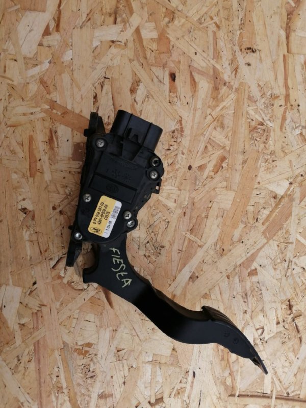 Датчик положения педали акселератора, 2000 рублей, Красноярск