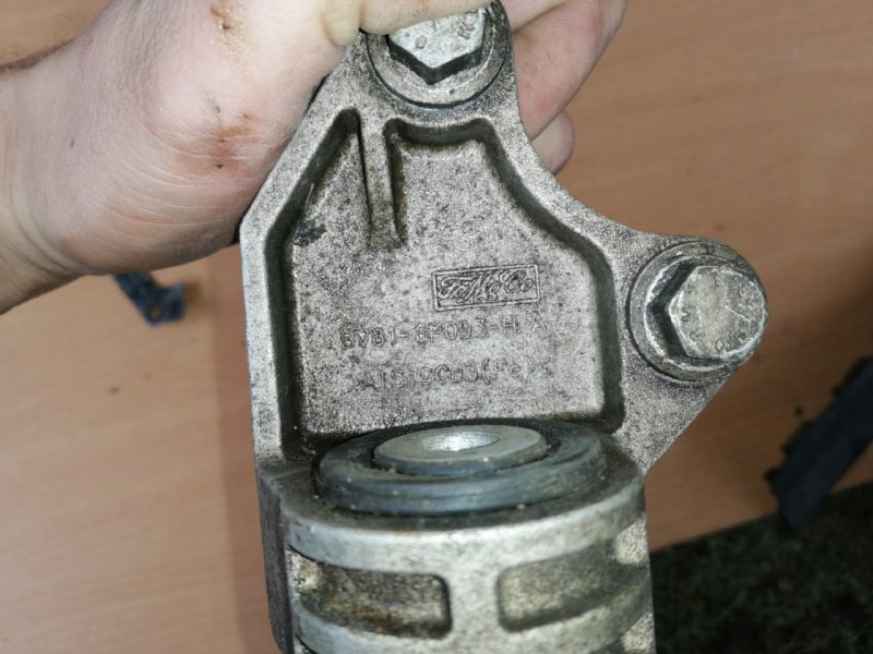 Кронштейн КПП, 1000 рублей, Красноярск