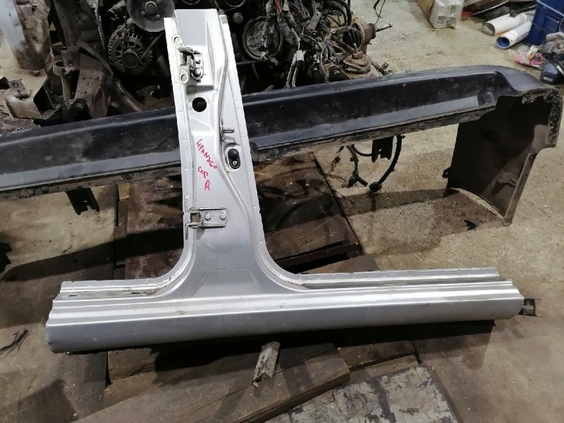 Стойка кузова, 2000 рублей, Красноярск