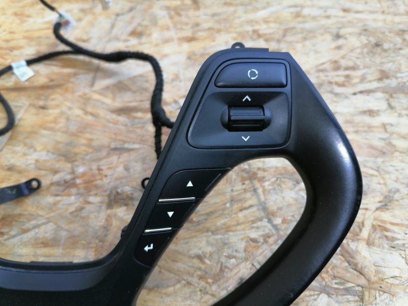 Кнопки в салон, 2000 рублей, Красноярск