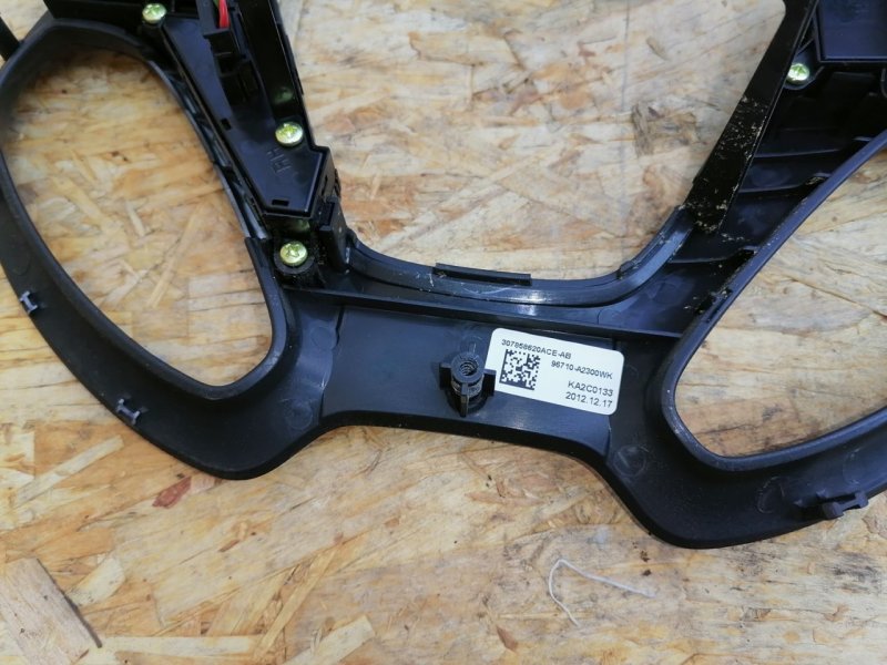 Кнопки в салон, 2000 рублей, Красноярск