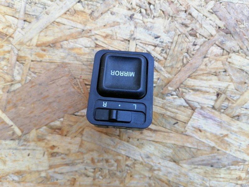 Блок управления зеркалами, 1000 рублей, Красноярск