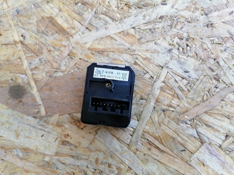 Блок управления зеркалами, 1000 рублей, Красноярск