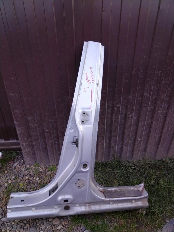 Стойка кузова, 2000 рублей, Красноярск