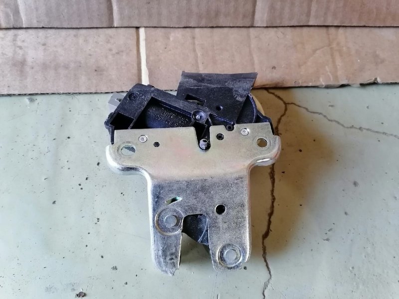 Замок багажника, 2500 рублей, Красноярск