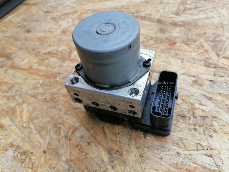 Блок ABS, 4000 рублей, Красноярск