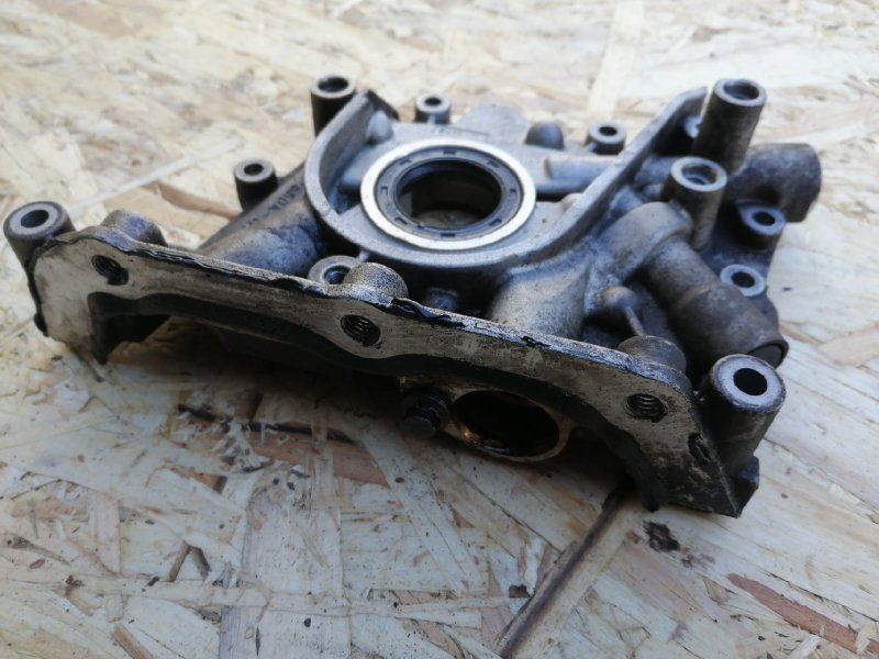 Крышка коленвала, 500 рублей, Красноярск