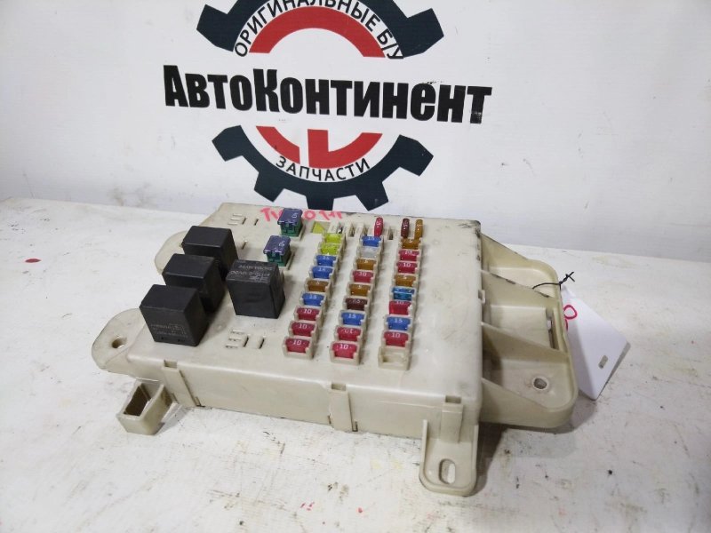 Блок реле и предохранителей, 2000 рублей, Красноярск