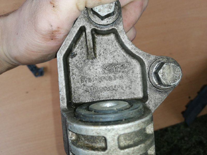 Подушка двигателя, 1000 рублей, Красноярск