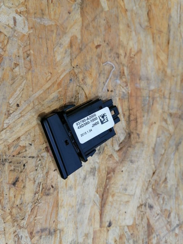 Кнопки в салон, 500 рублей, Красноярск