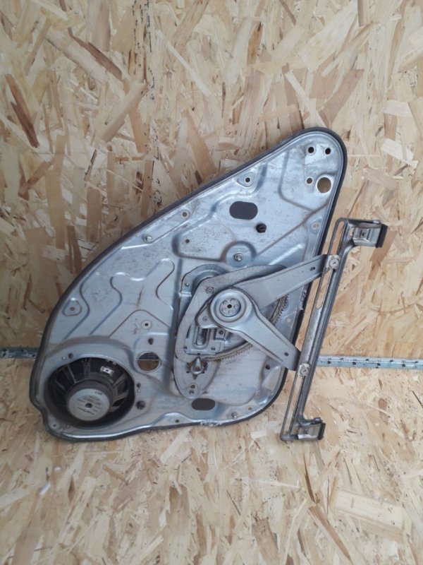 Стеклоподъемник, 1000 рублей, Красноярск