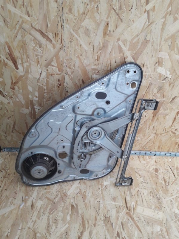 Стеклоподъемник, 1000 рублей, Красноярск