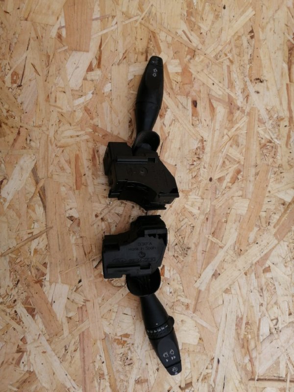 Переключатель стеклоочистителя, 1000 рублей, Красноярск