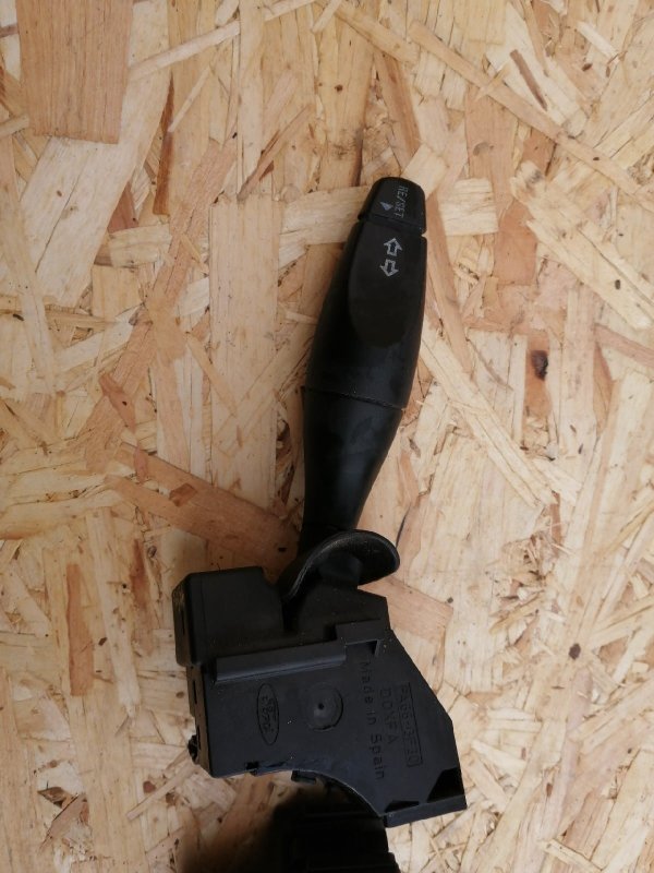 Переключатель стеклоочистителя, 1000 рублей, Красноярск