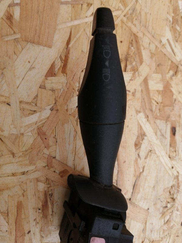 Переключатель стеклоочистителя, 1000 рублей, Красноярск