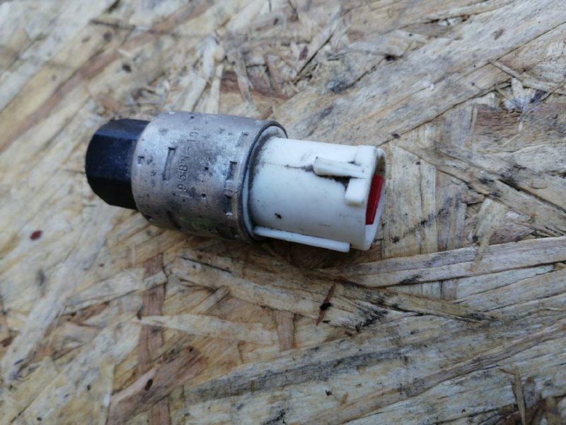 Датчик давления в системе кондиционирования, 1000 рублей, Красноярск