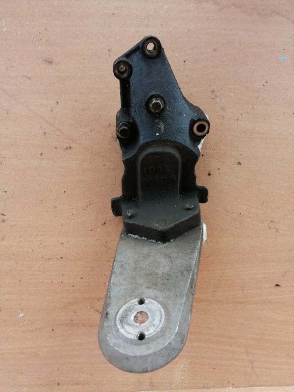 Кронштейн, 1000 рублей, Красноярск