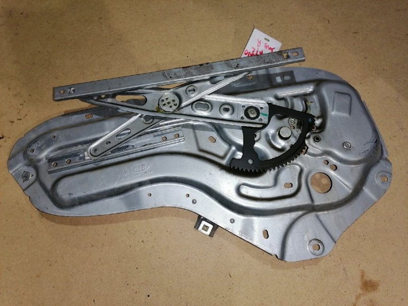 Стеклоподъемник, 1000 рублей, Красноярск