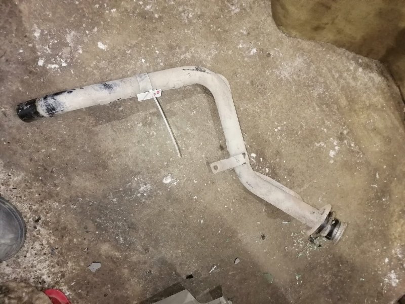 Горловина топливного бака, 500 рублей, Красноярск