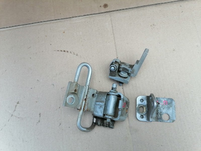 Петля двери, 500 рублей, Красноярск