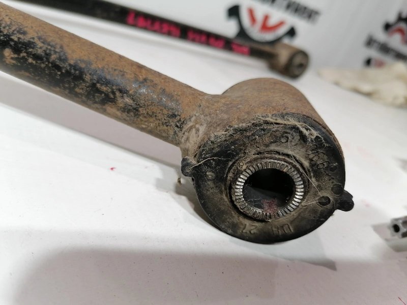 Тяга задняя, 500 рублей, Красноярск