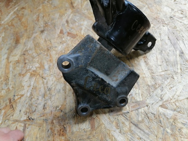 Кронштейн, 1000 рублей, Красноярск