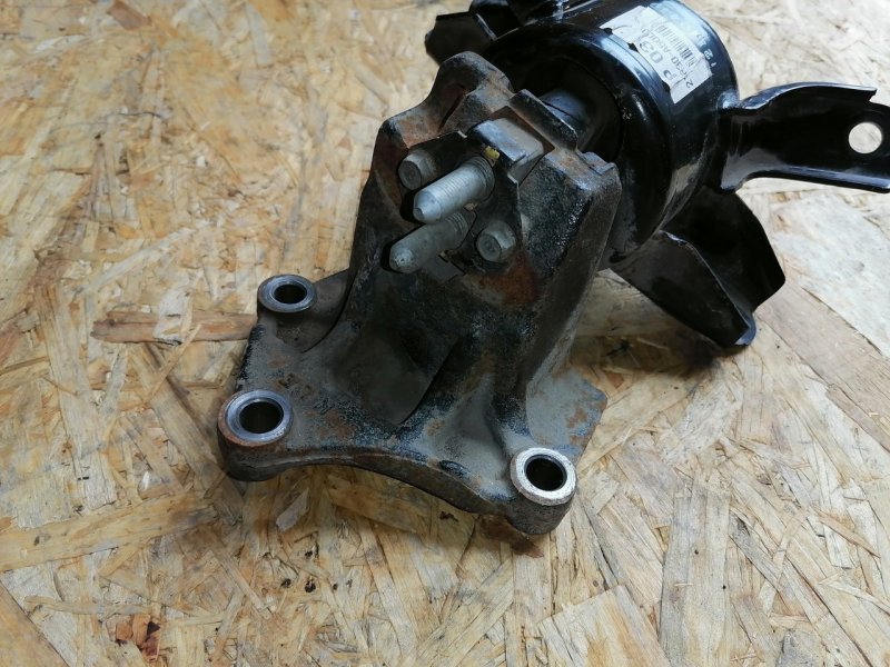 Кронштейн, 1000 рублей, Красноярск