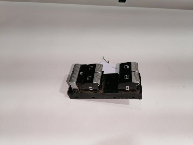 Блок управления стеклоподъемниками, 1000 рублей, Красноярск