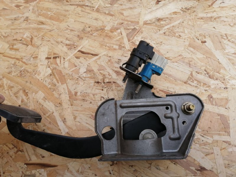 Педаль, 1000 рублей, Красноярск