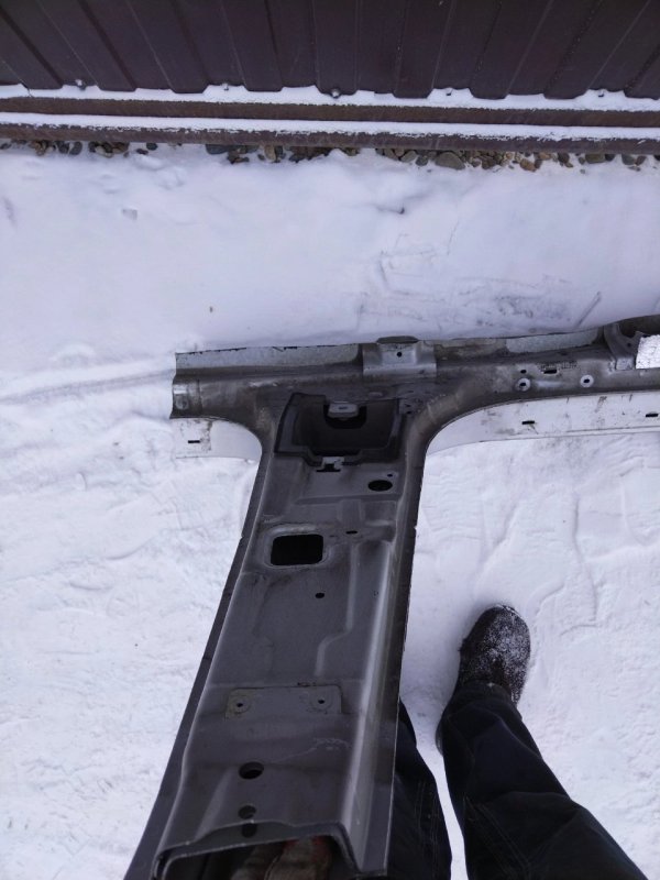 Стойка кузова, 2000 рублей, Красноярск