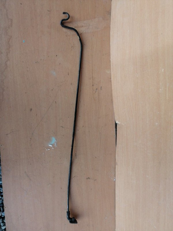 Держатель капота, 300 рублей, Красноярск