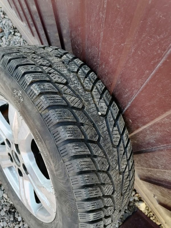 Запасное колесо, 2000 рублей, Красноярск