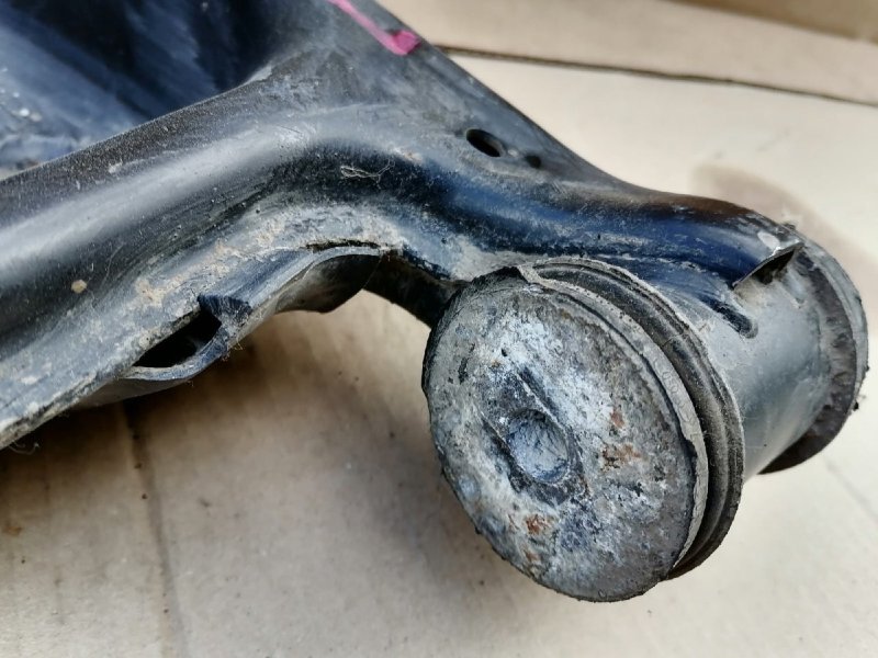 Рычаг подвески, 1500 рублей, Красноярск