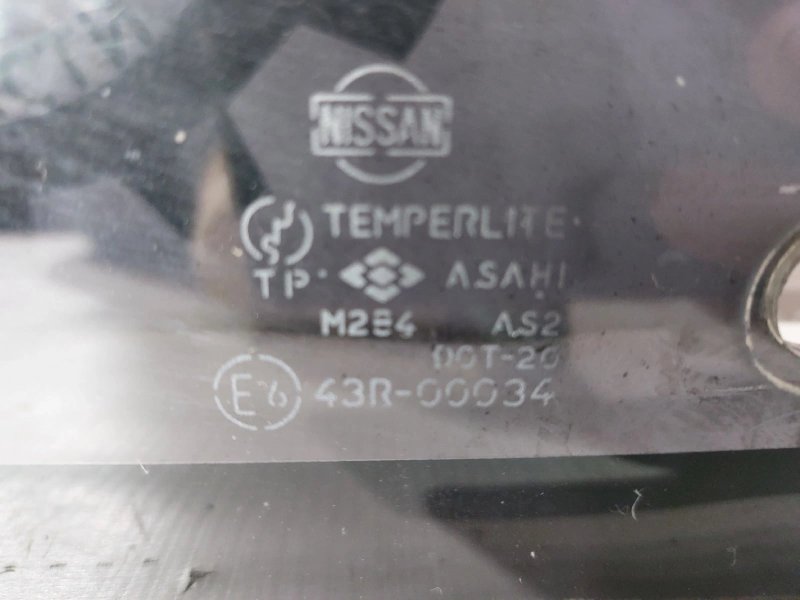 Стекло боковое, 3000 рублей, Красноярск