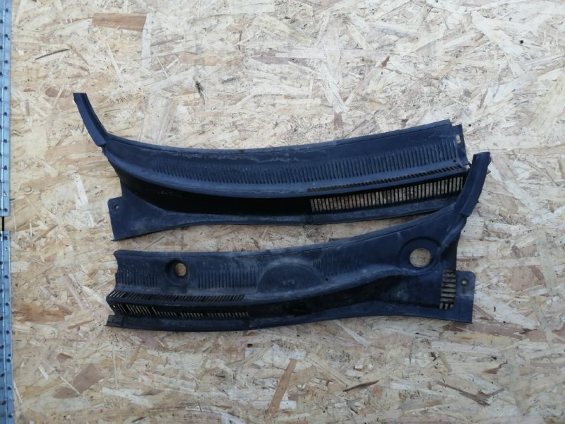 Решетка под лобовое стекло, 2000 рублей, Красноярск